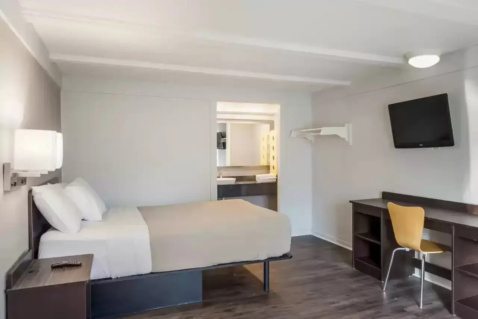 Rodeway Inn & Suites Fenton