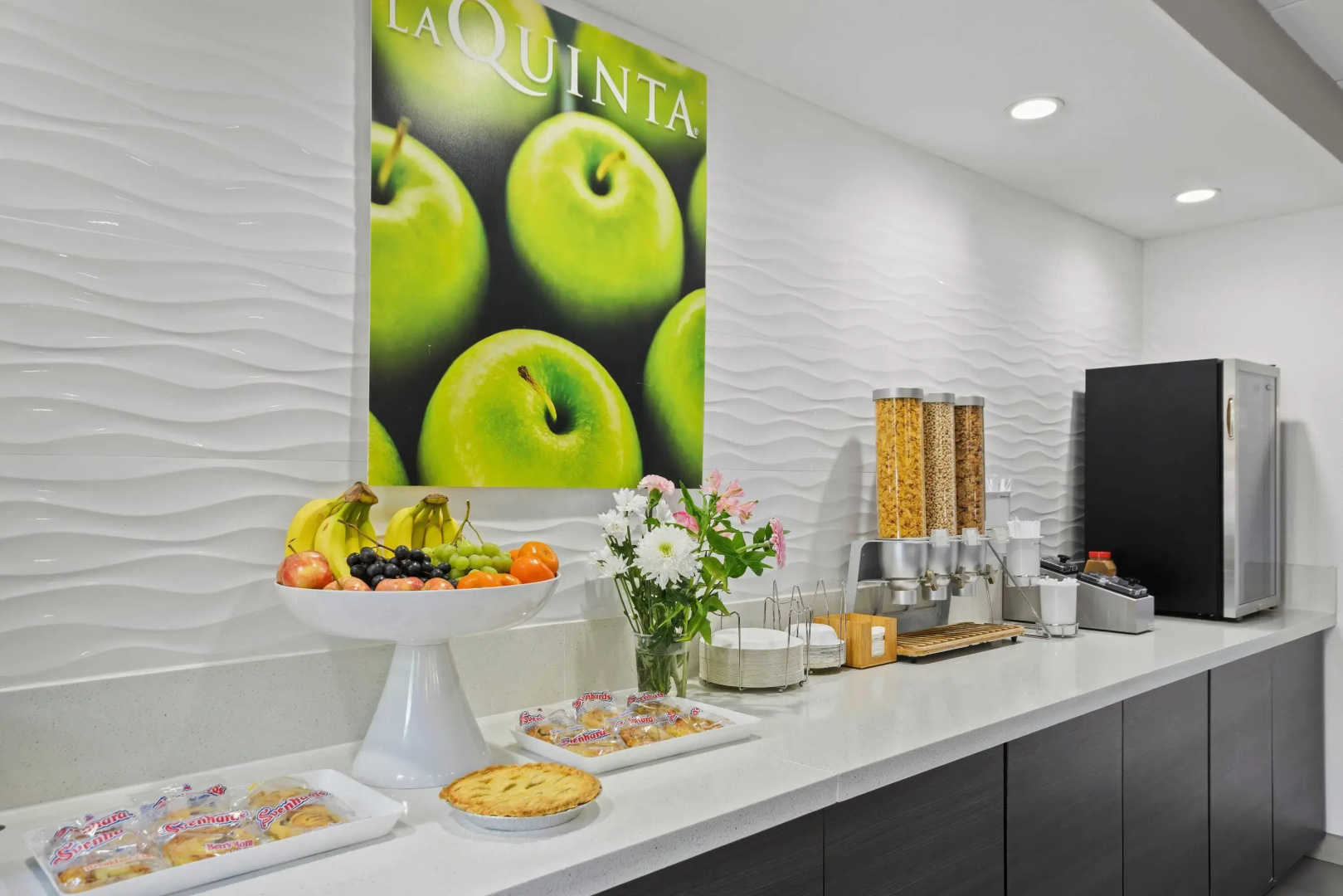 La Quinta Inn & Suites by Wyndham Sturbridge