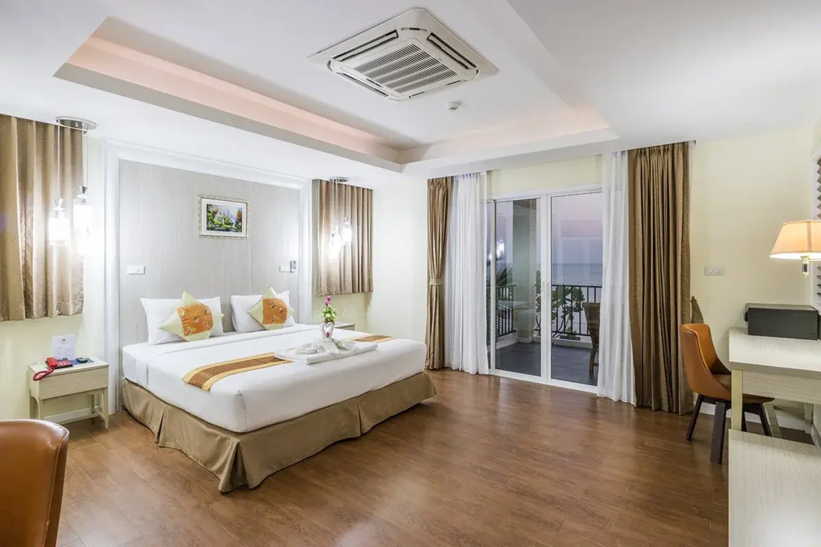 Saint Tropez Beach Resort Hotel