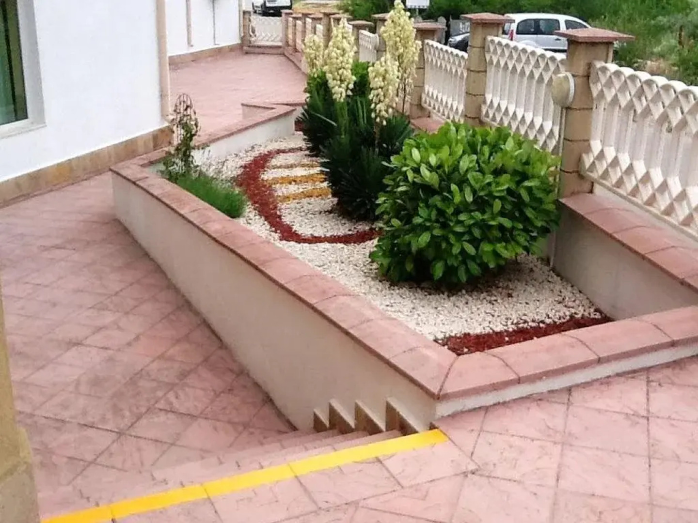 Sea Paradise Apartment Complex