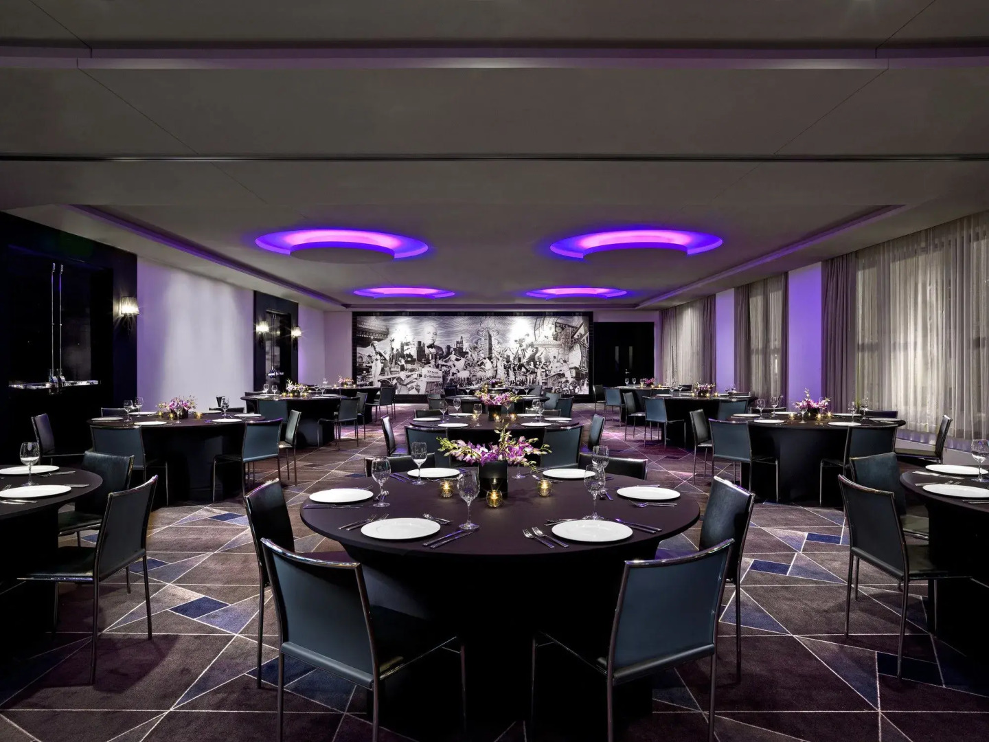 W Minneapolis - The Foshay