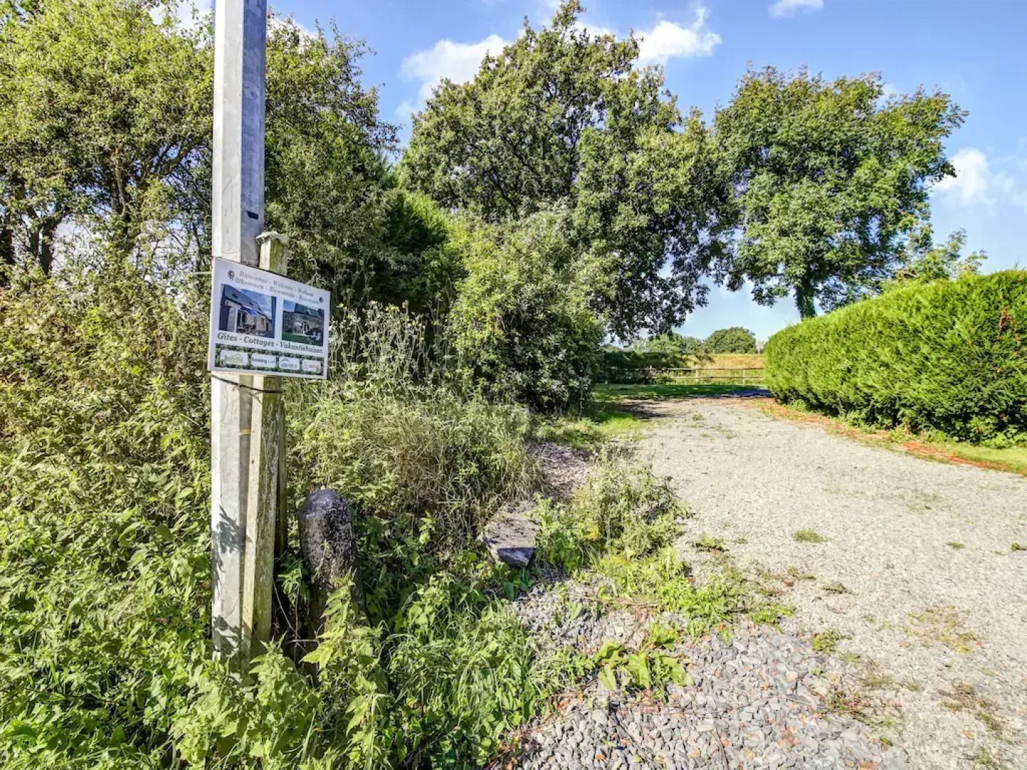 Welcoming Holiday Home in Brainville With Fenced Garden