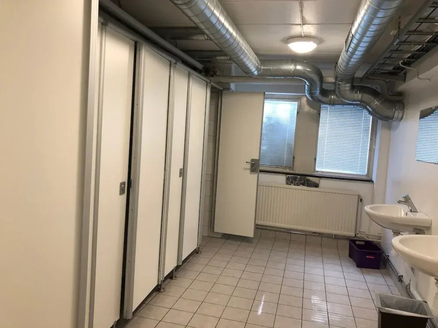 Hållsta Home Vandrarhem - Hostel