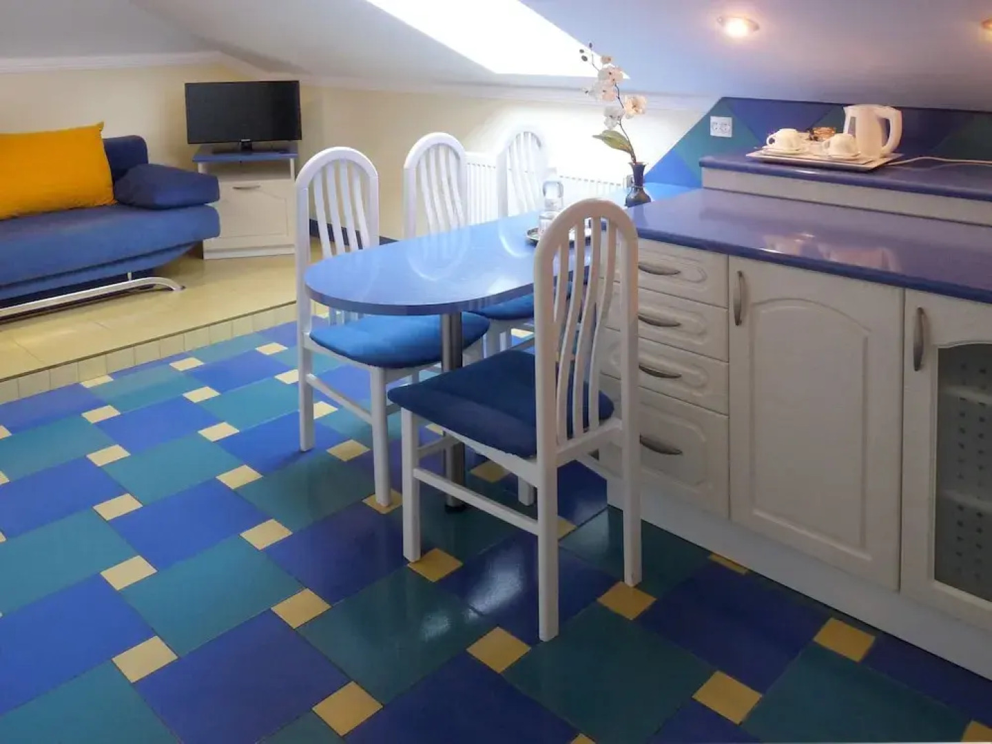 Отель «Эней»