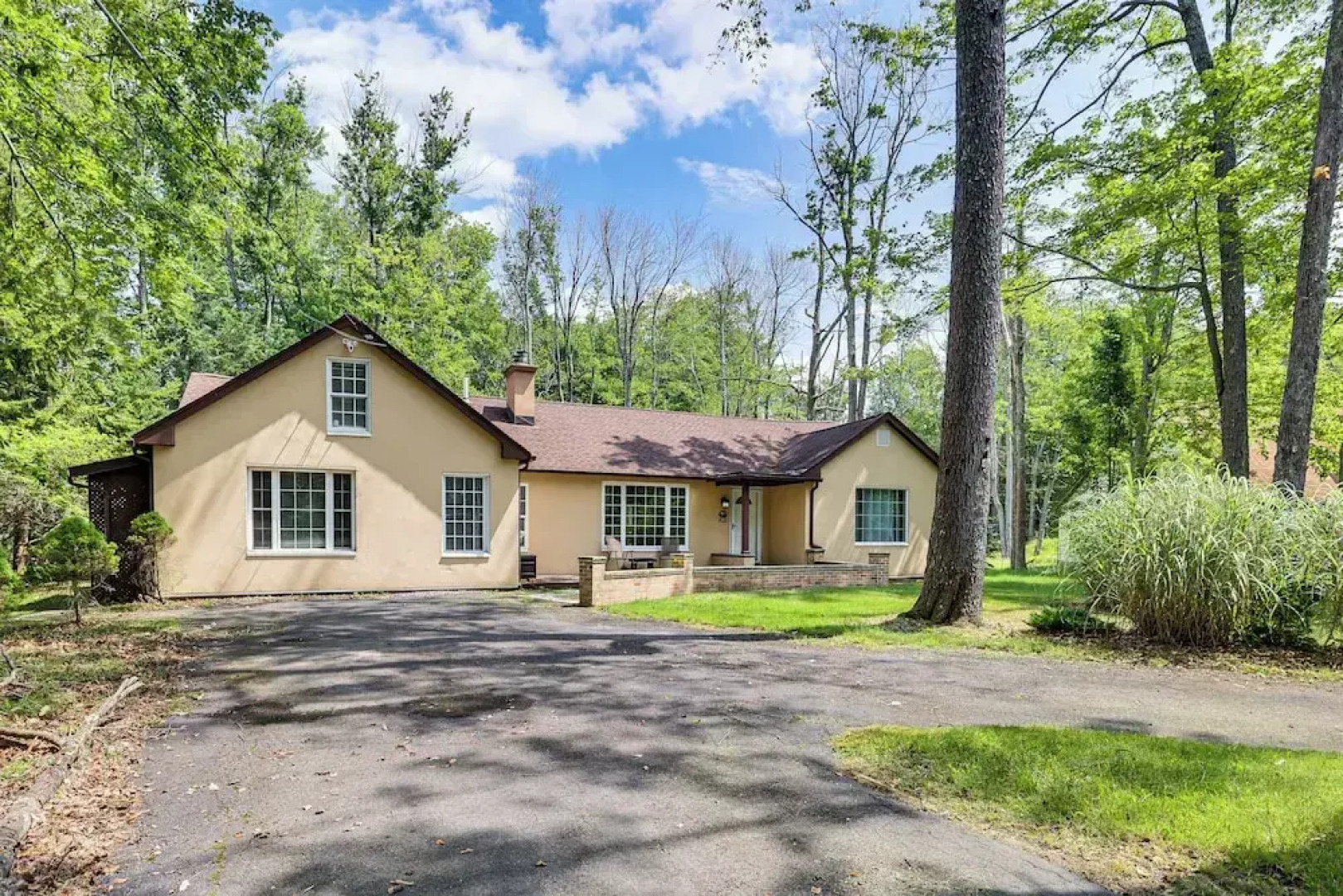 Hot Tub + Fire Pit: Pocono Summit Home!