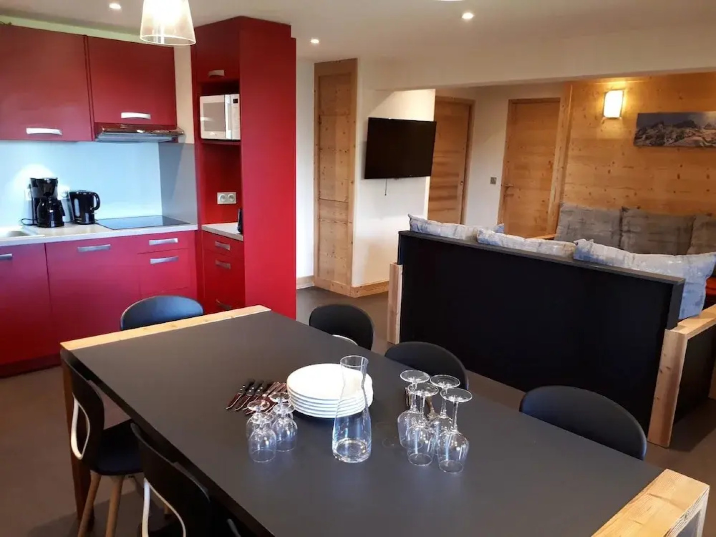 Residence LES Coches 4 Rooms in a Family Resort at the Bottom of the Slopes Bac523