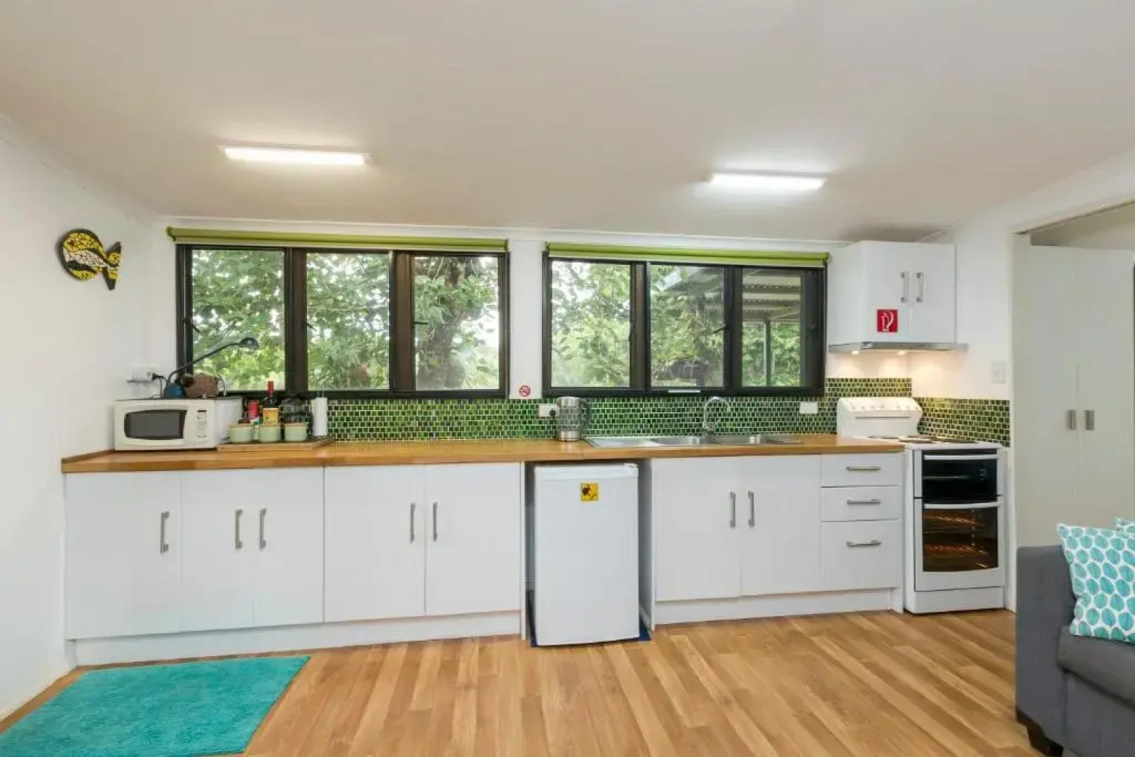 Mena Creek Flower House