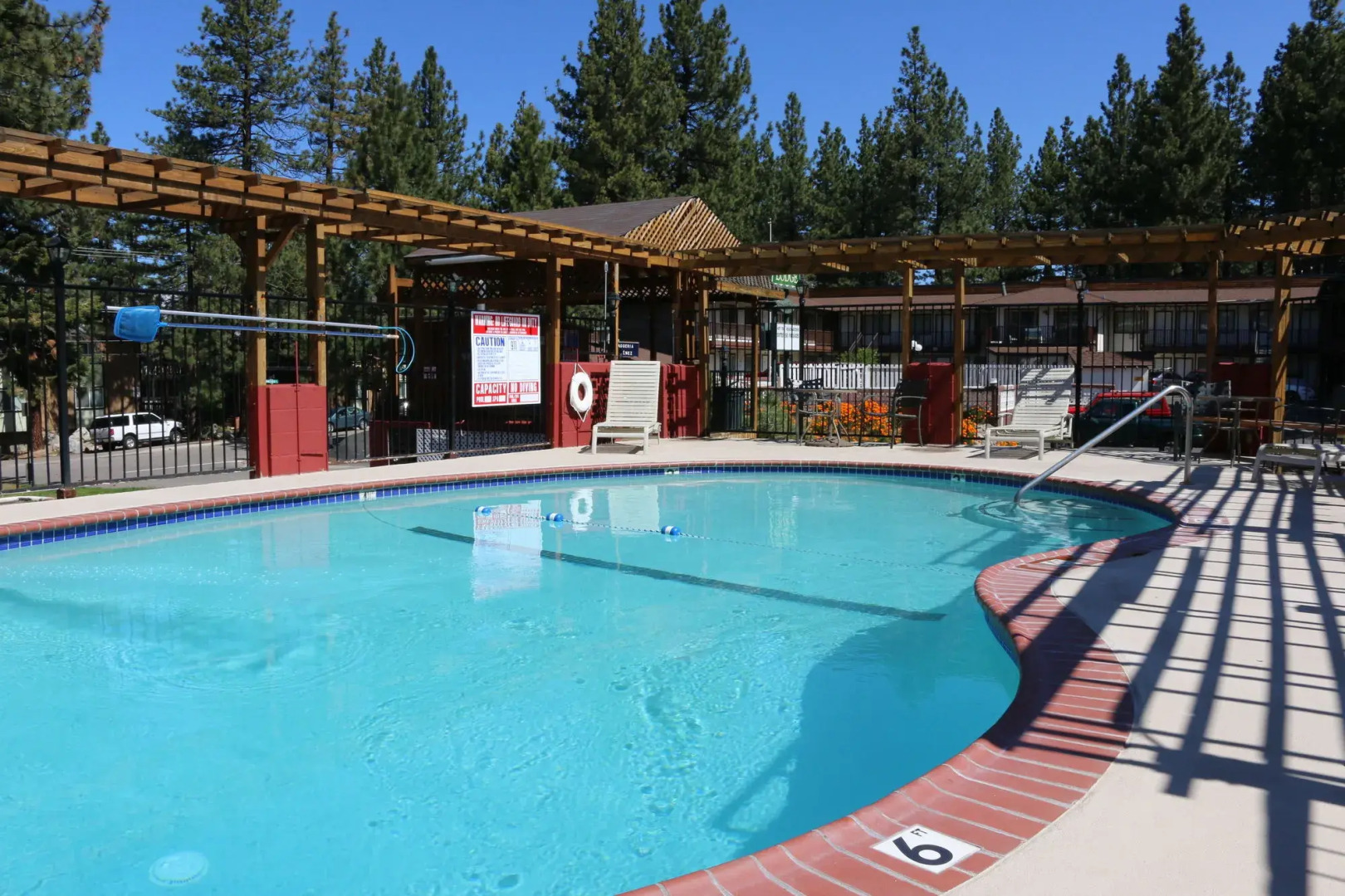 Bluelake Inn at Tahoe