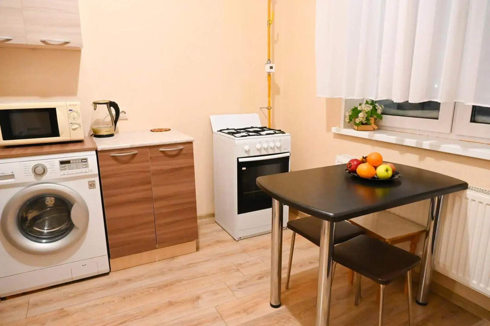 Апартаменты в микрорайоне Солнечный 4