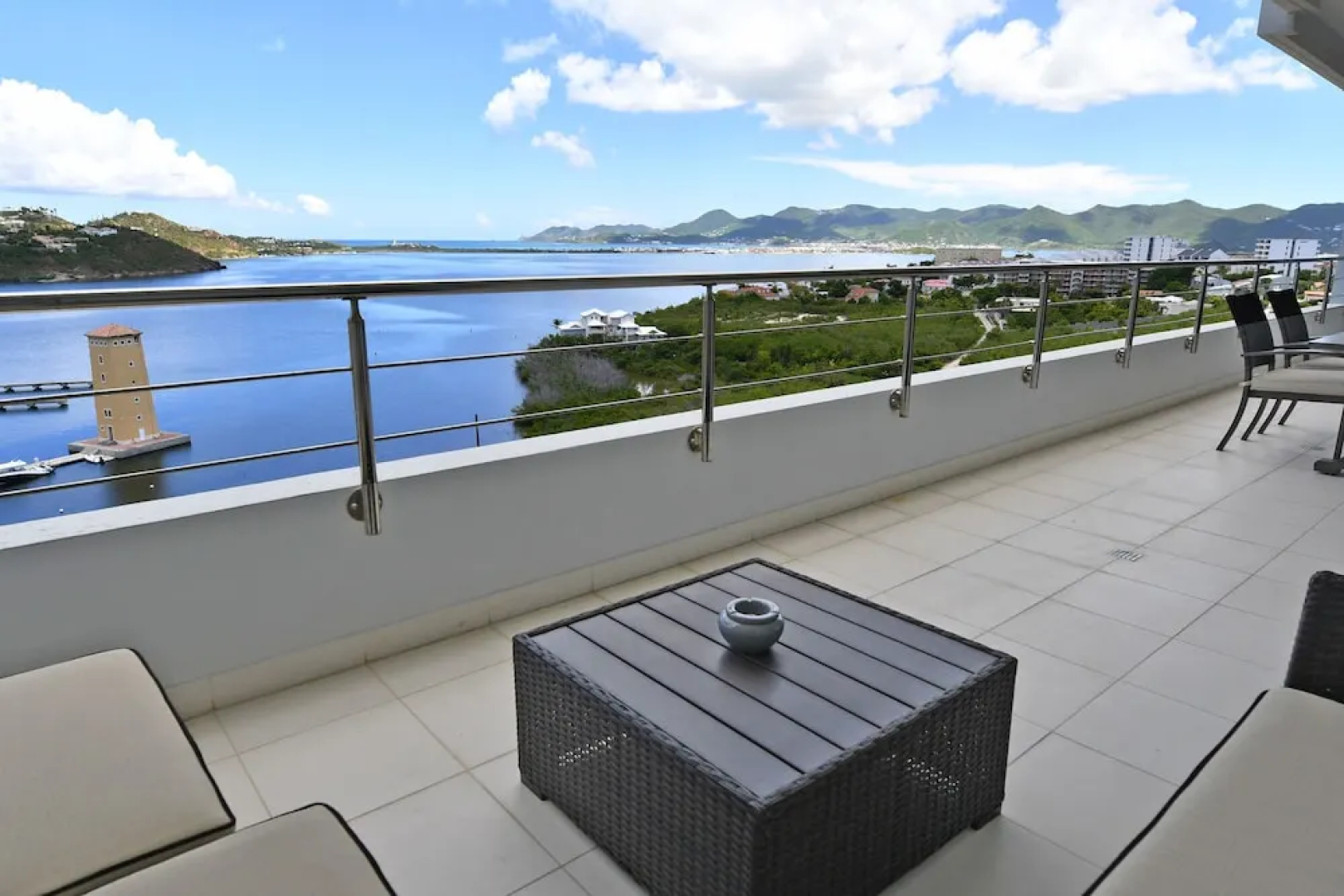 Blue Mall Residence Condos
