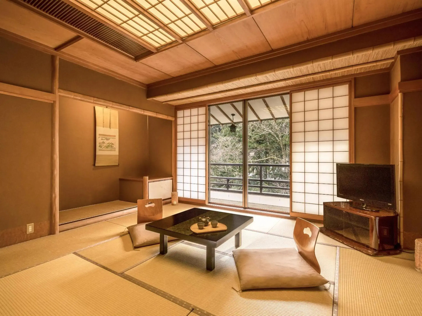 Ooedo Onsen Monogatari Premium Yoshinoya Irokuen