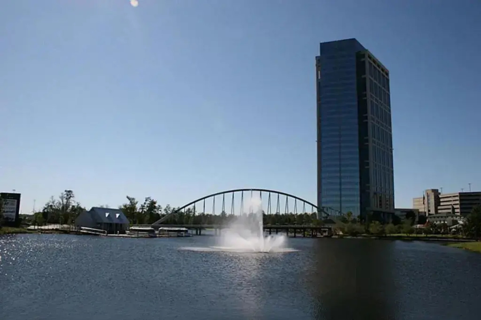 Wonderful Apartment view Lake - Woodlands Waterway