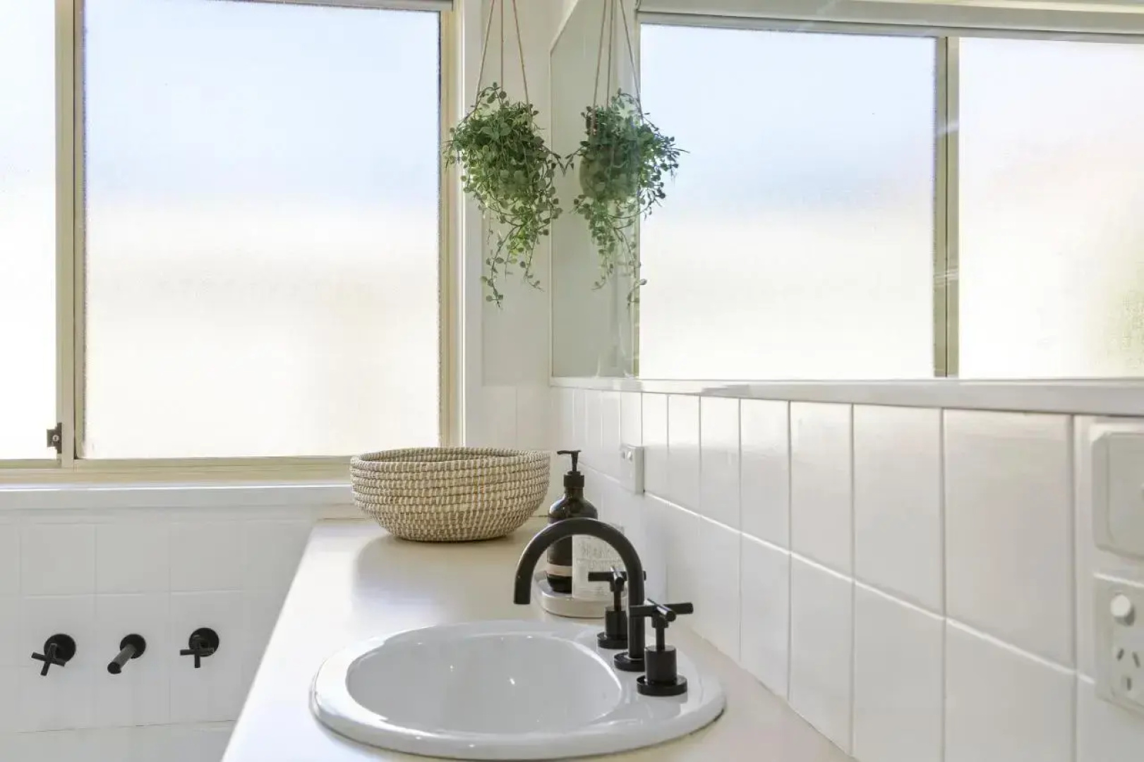 2 Bedroom Unit - Close To The Beach