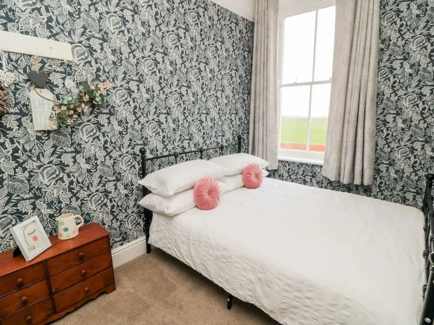 No.20 The Headland