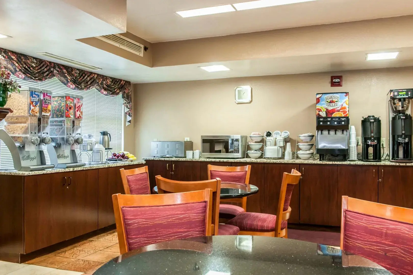 Clarion Inn & Suites Indianapolis Northwest
