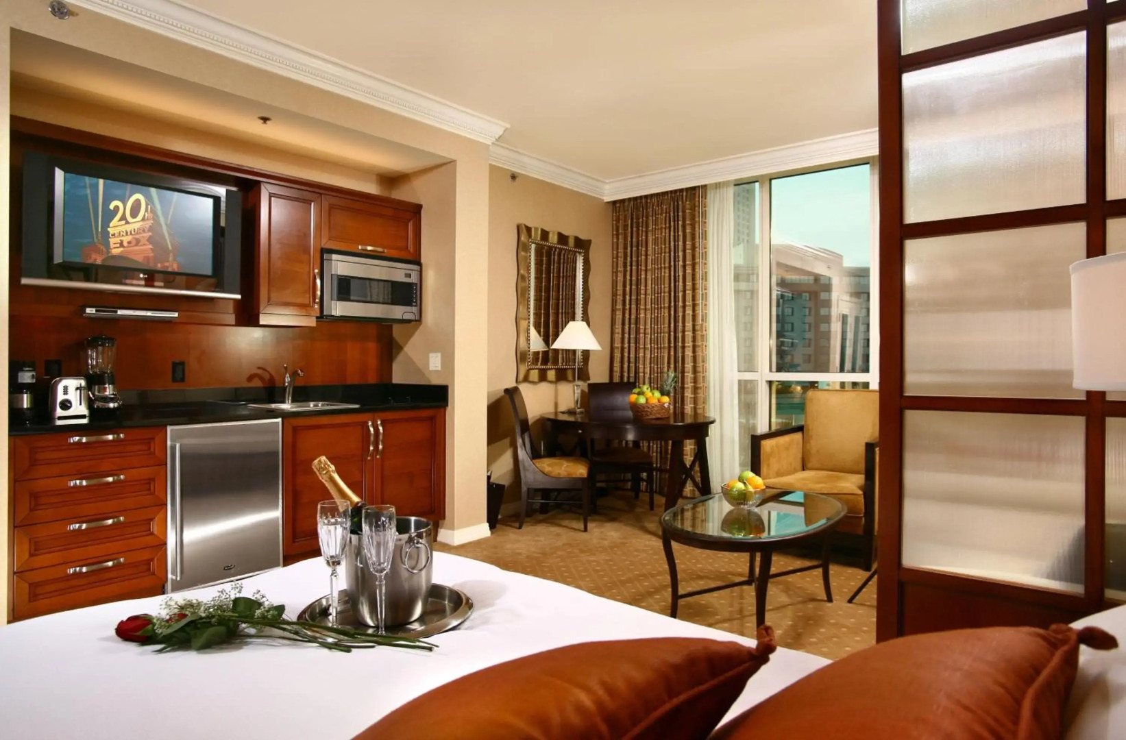 Luxury Suites International At The Signature