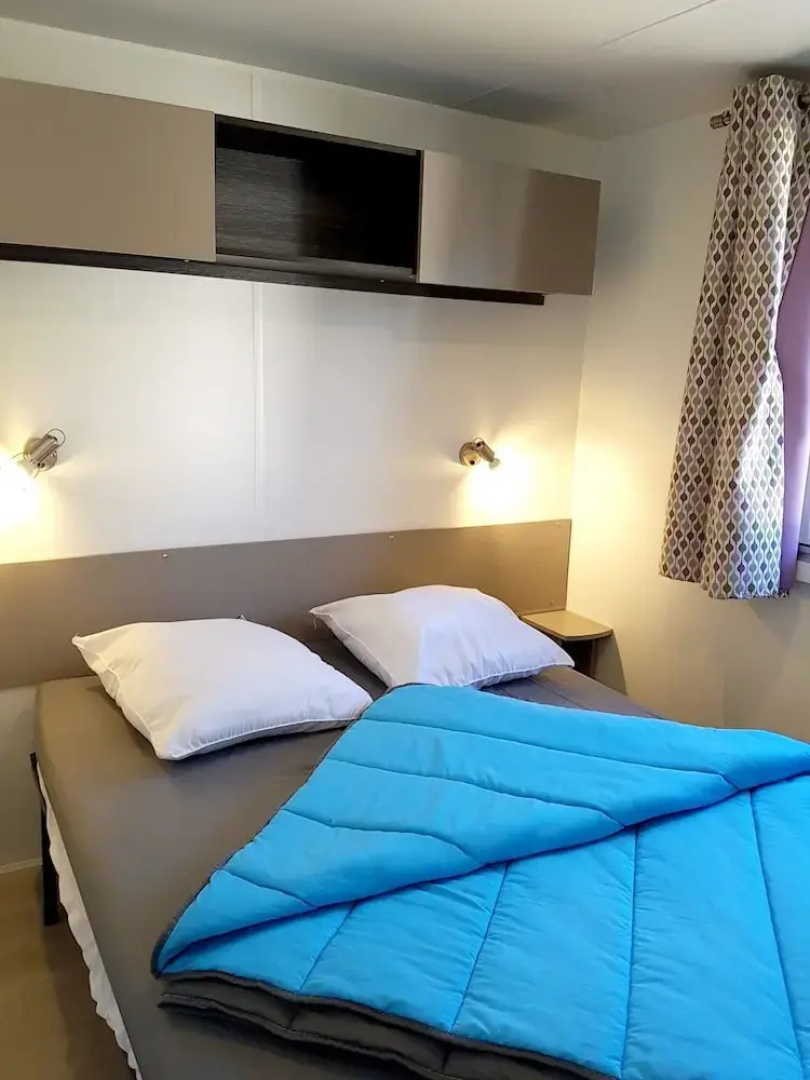 Property With 2 Bedrooms in Saint-julien-en-born, With Shared Pool, Furnished Garden and Wifi - 3 km From the Beach