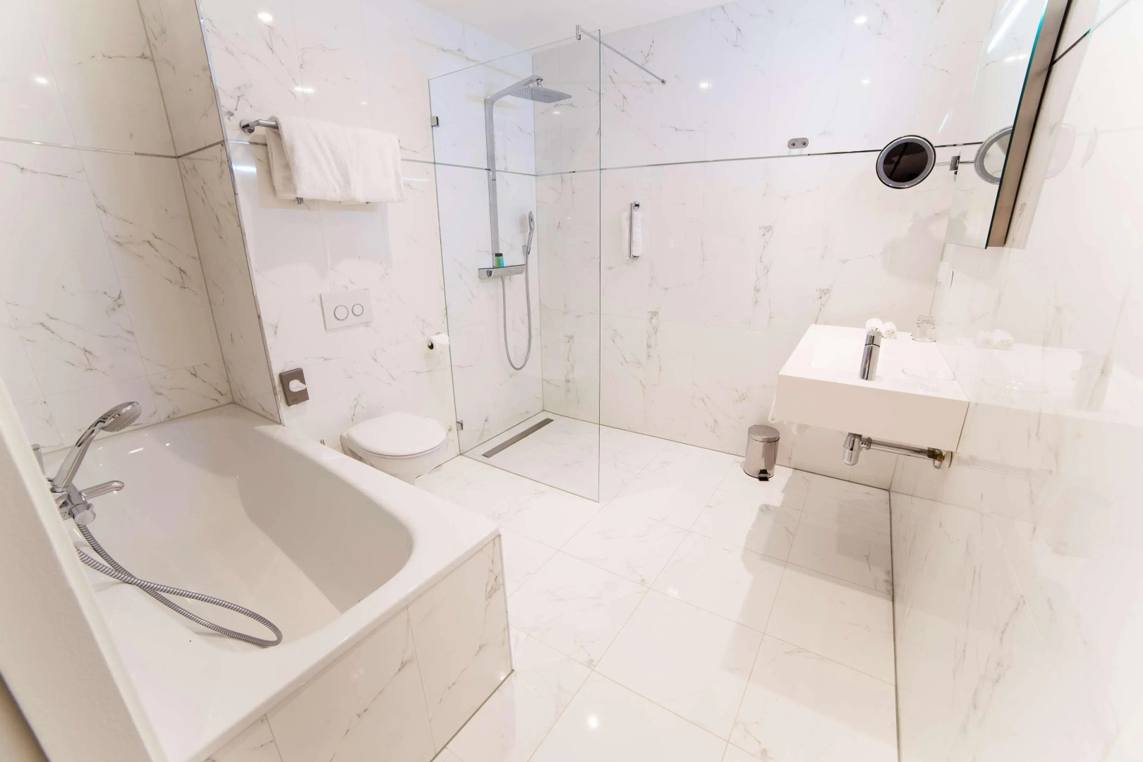 DoubleTree by Hilton Hotel Amsterdam - NDSM Wharf