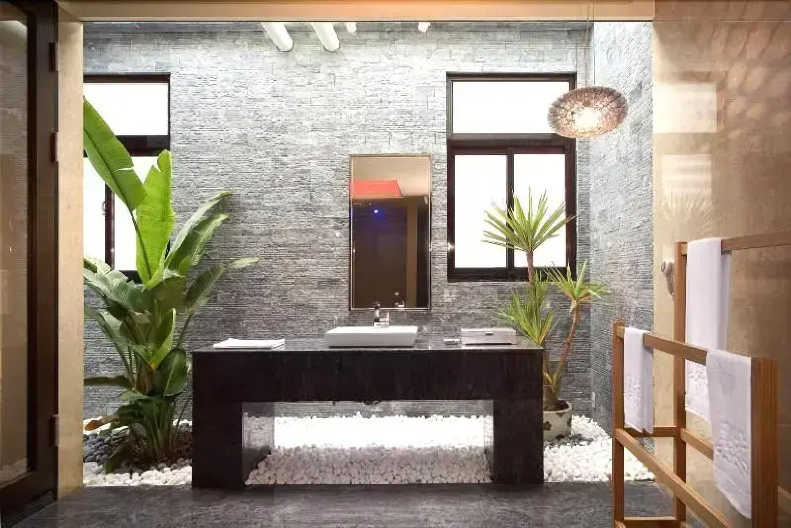 Yenjim Motel