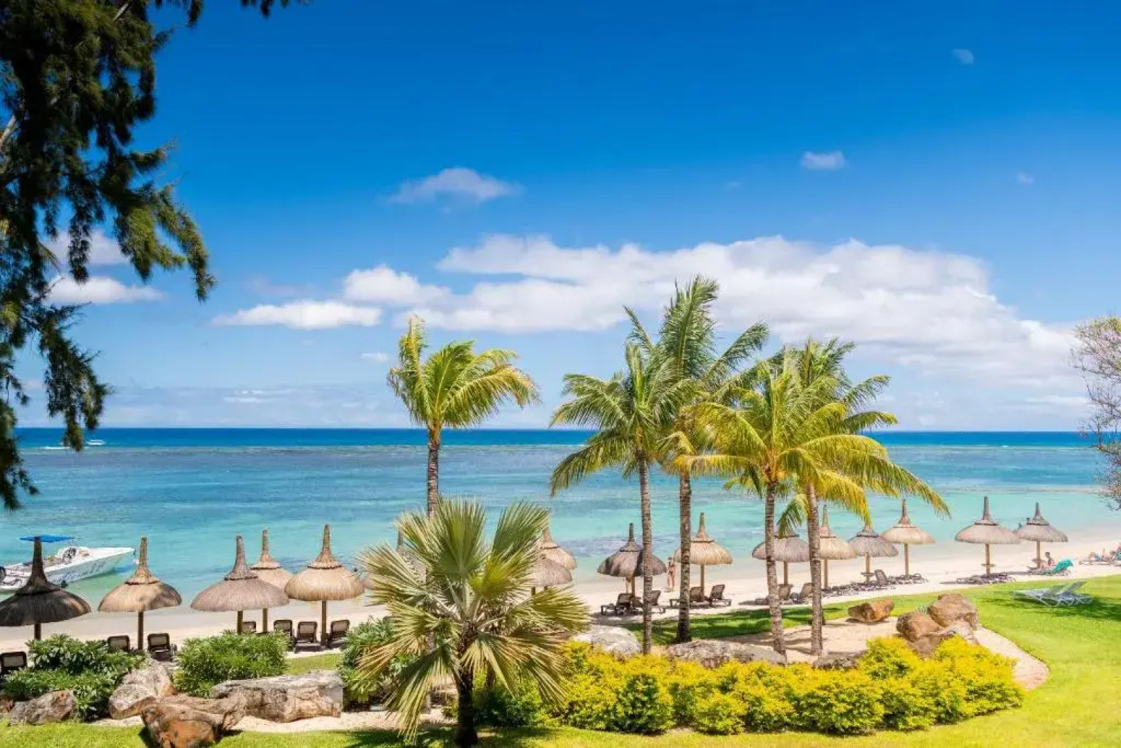 Victoria Beachcomber Resort & Spa - Victoria for 2 - Adults Only