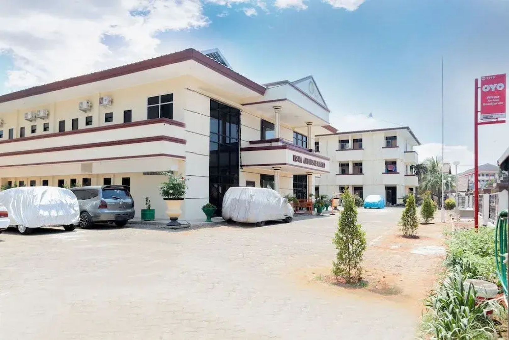 OYO 1219 Wisma Anton Soedjarwo