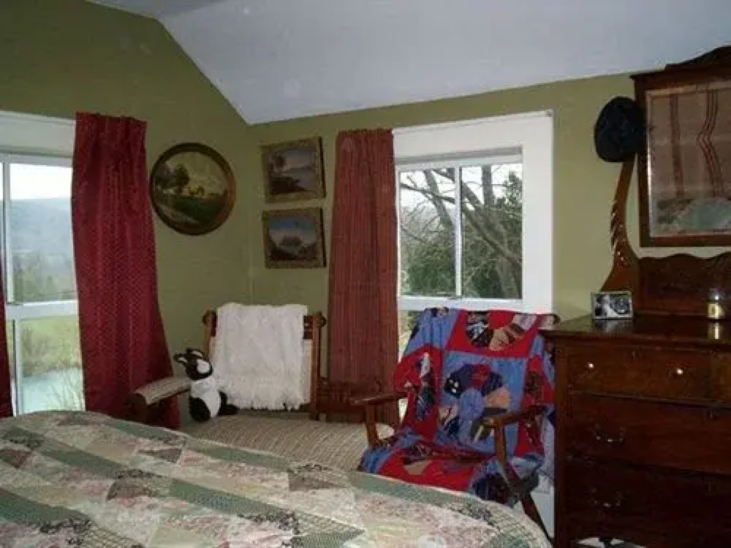 Eagles Rest at White Church