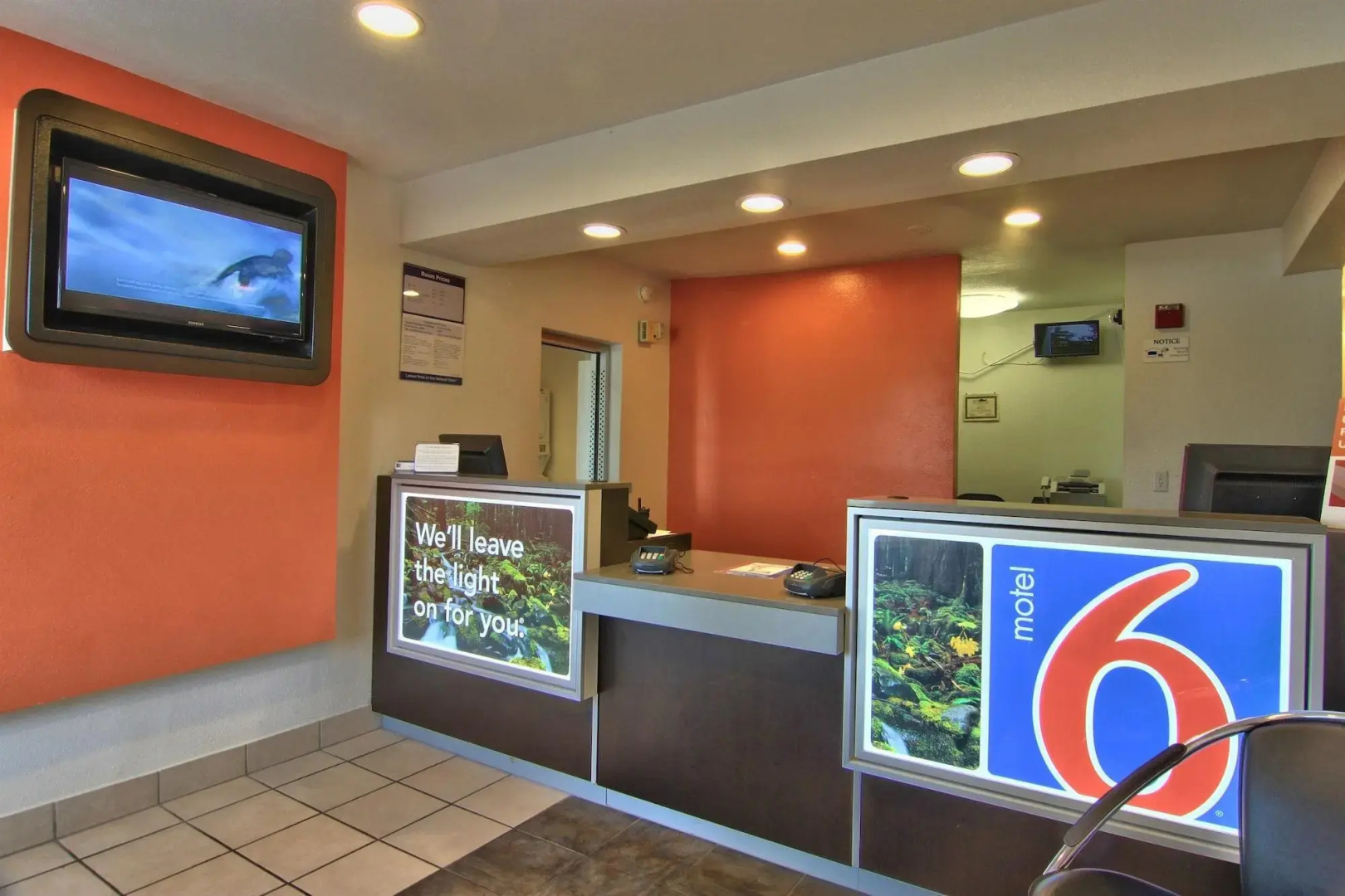 Motel 6 Woodland, CA – Sacramento Airport