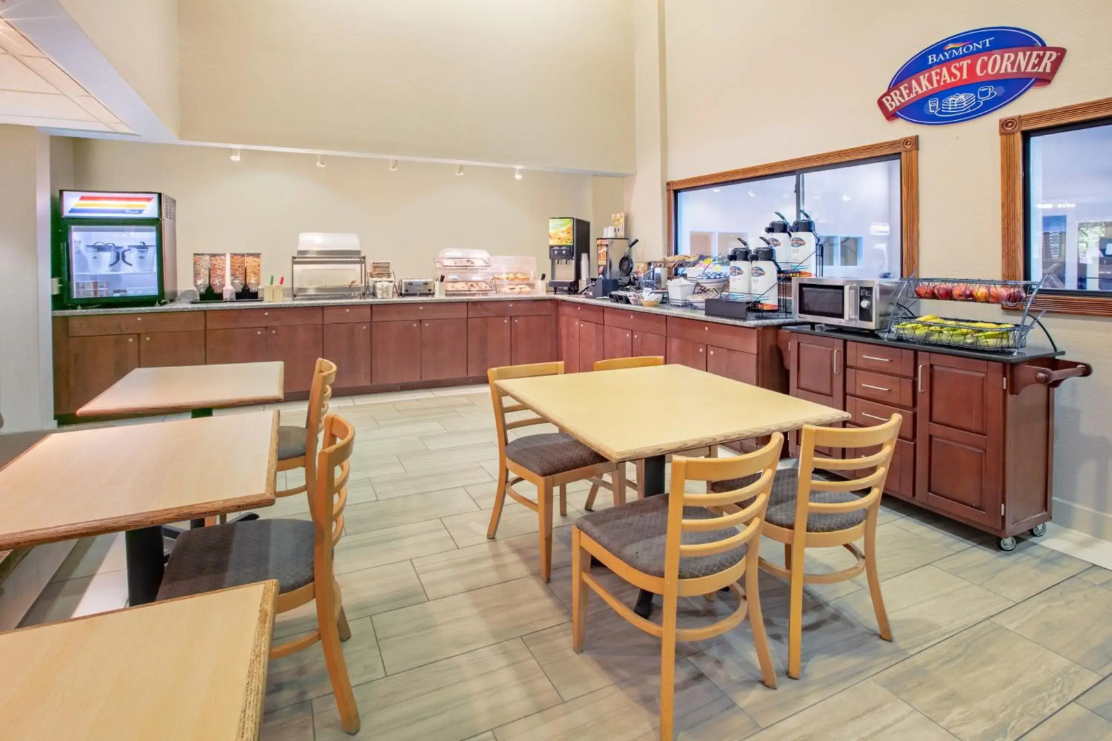 Holiday Inn Express & Suites Roswell