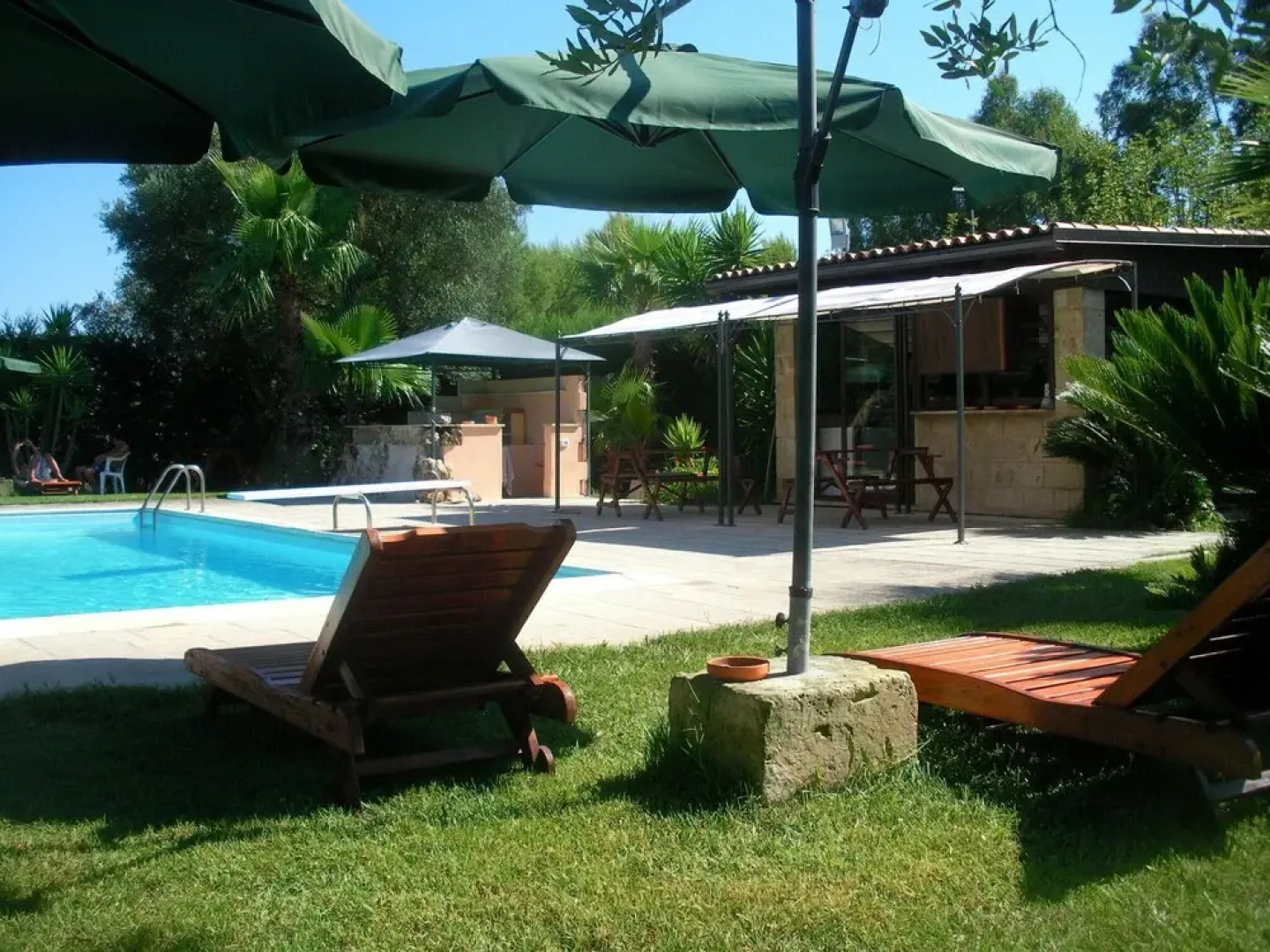 Secluded Holiday Home in Matino With Swimming Pool