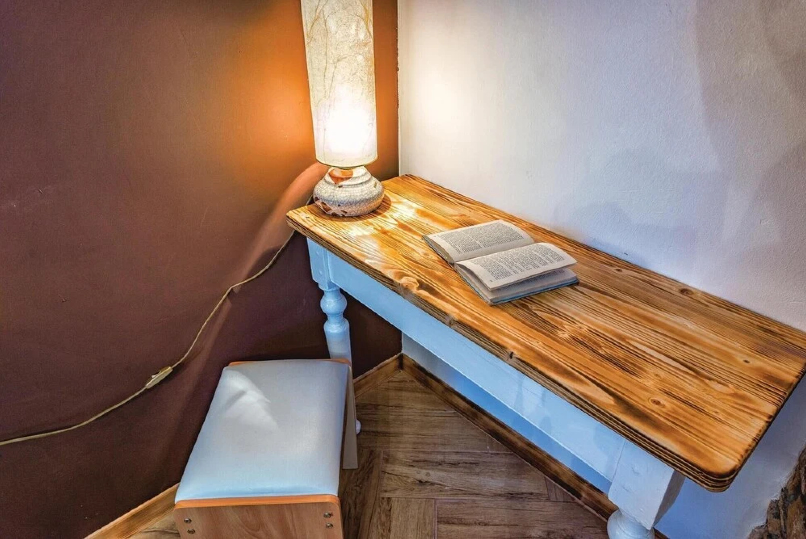 Beautiful Home in Divsici With Wifi and 1 Bedrooms