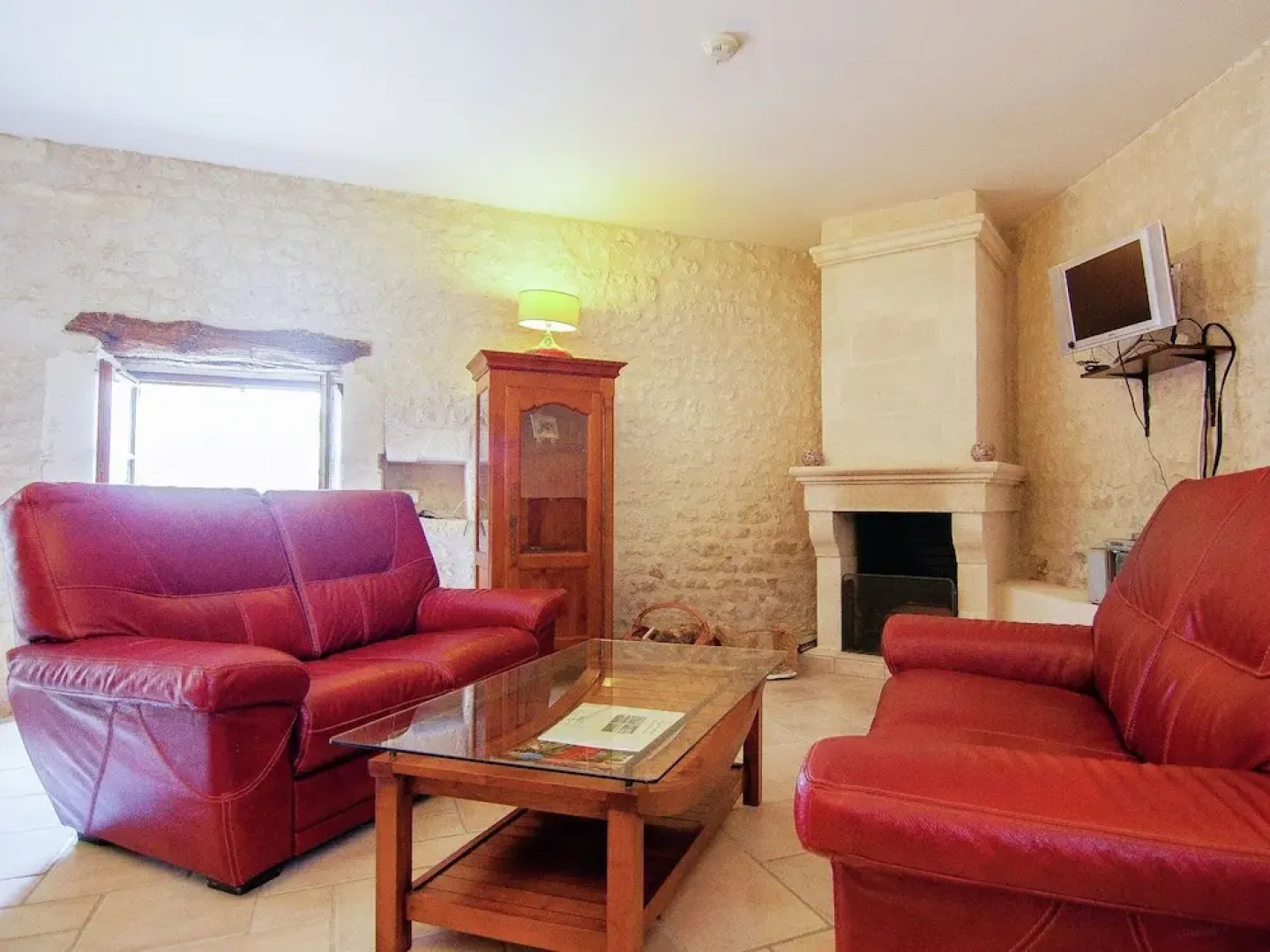 Luxury Apartment With Terrace, Sauna, Tennis, and Heated Pool