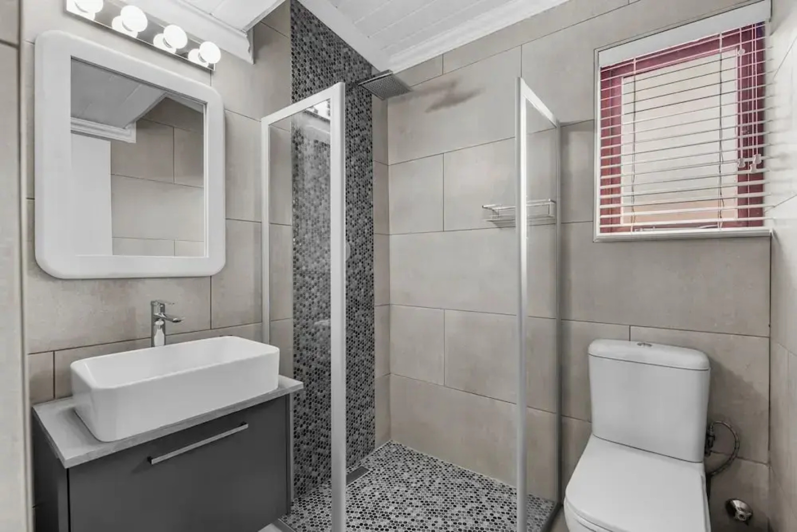 San Lameer Villa 1906