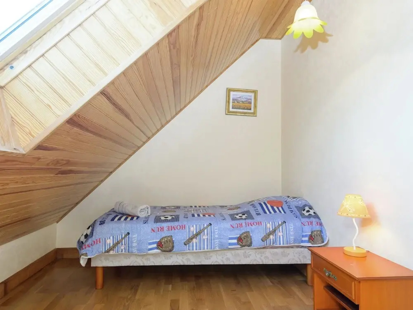 Spacious Villa in Concarneau with Swimming Pool