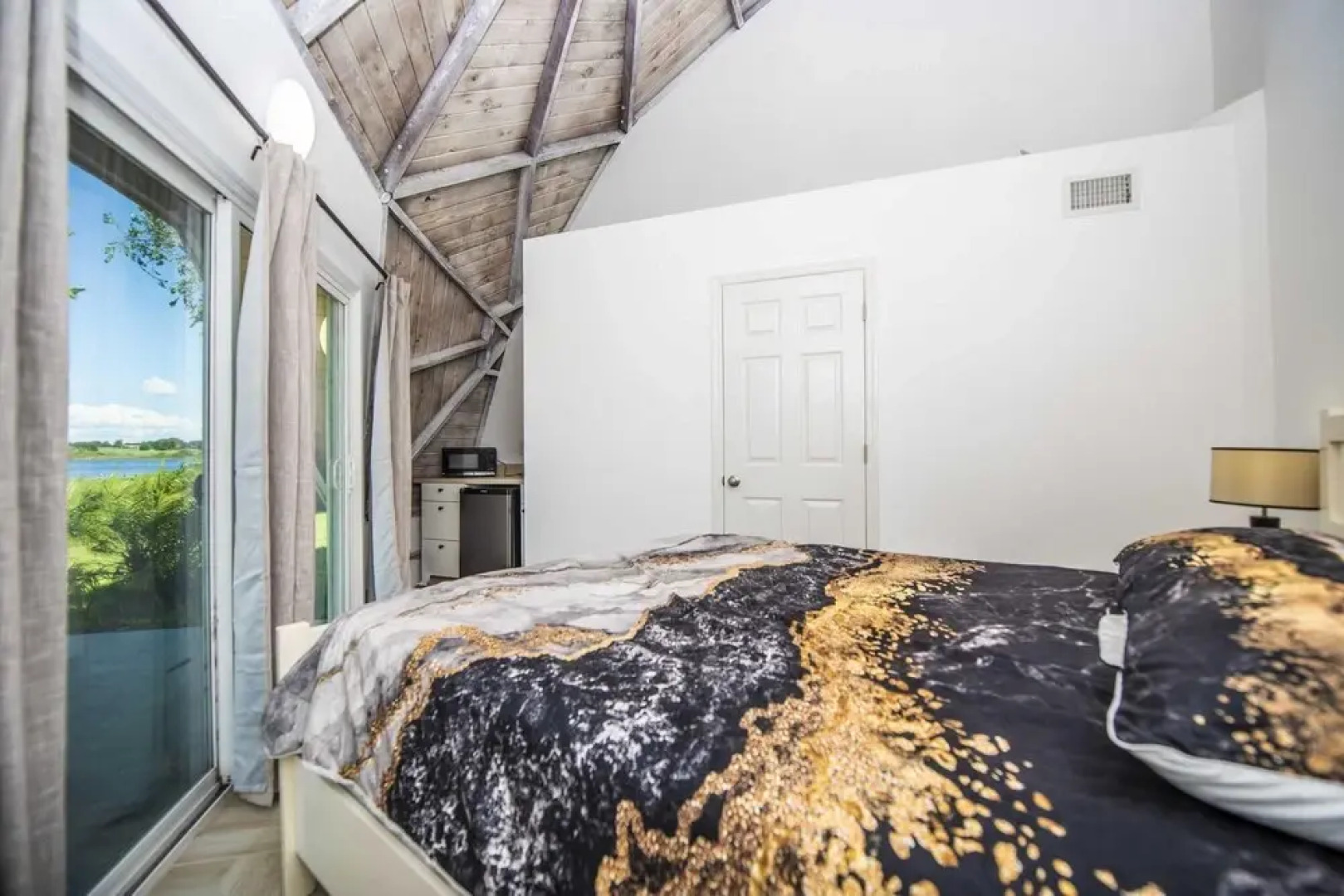 Paradise 04 - Lake Sumner