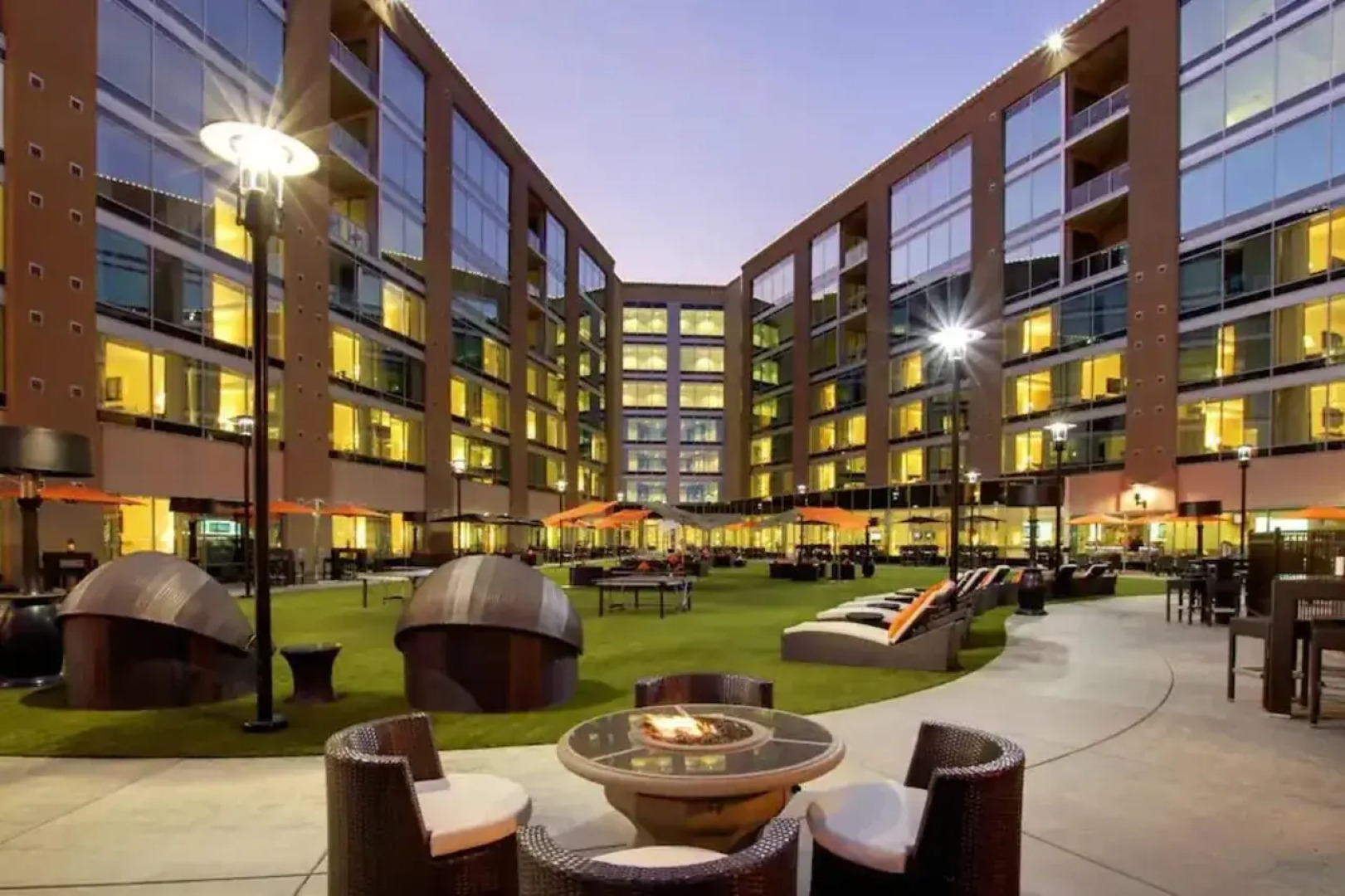 University Plaza Waterfront Hotel