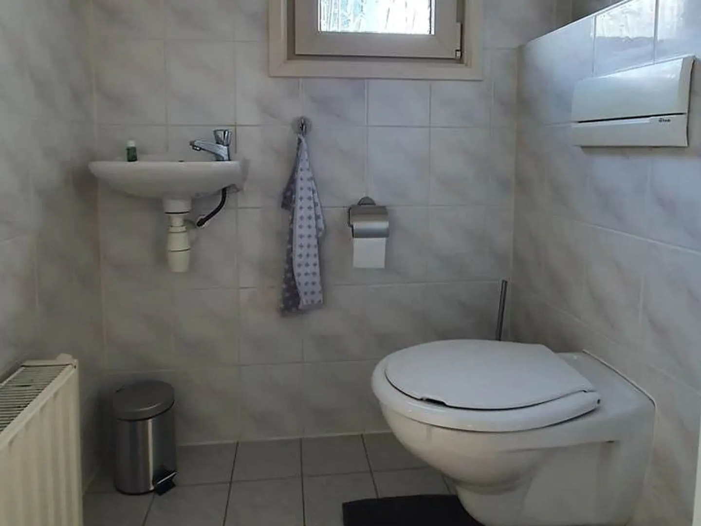 Inviting bungalow in Gelderland with garden