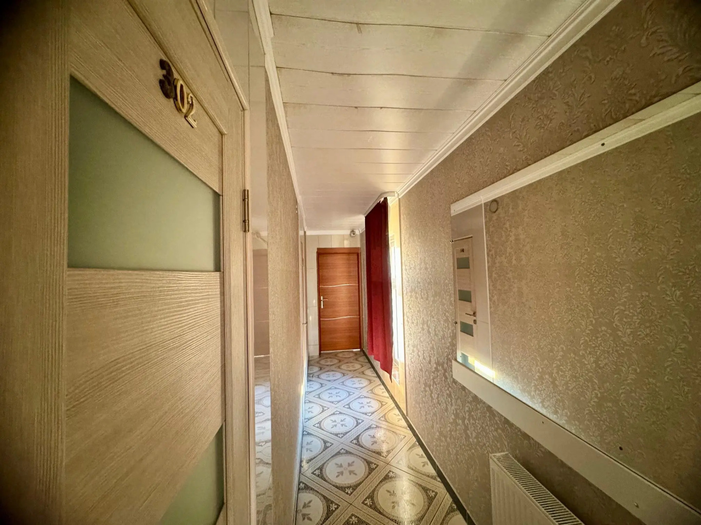 Хостел Тизори