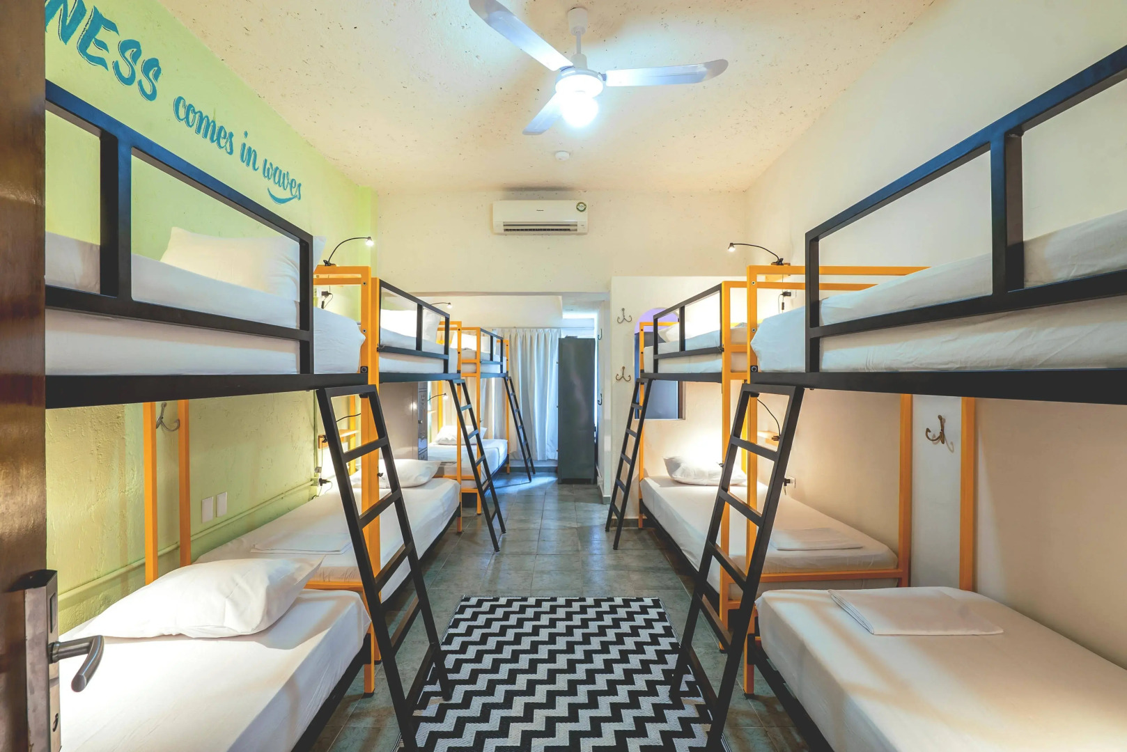 Nílu Cancun Downtown by Selina