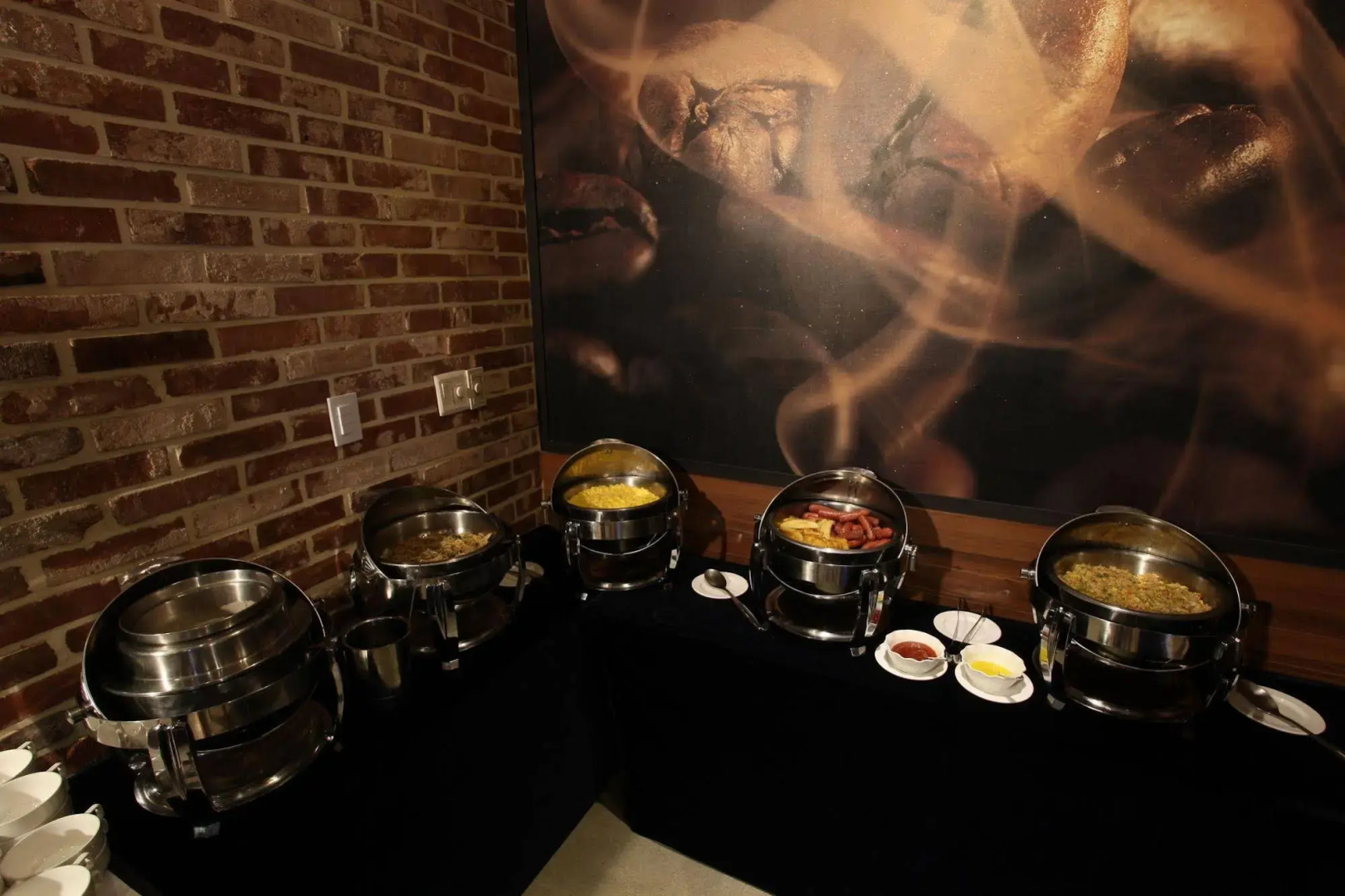 Travelodge Myeongdong City Hall