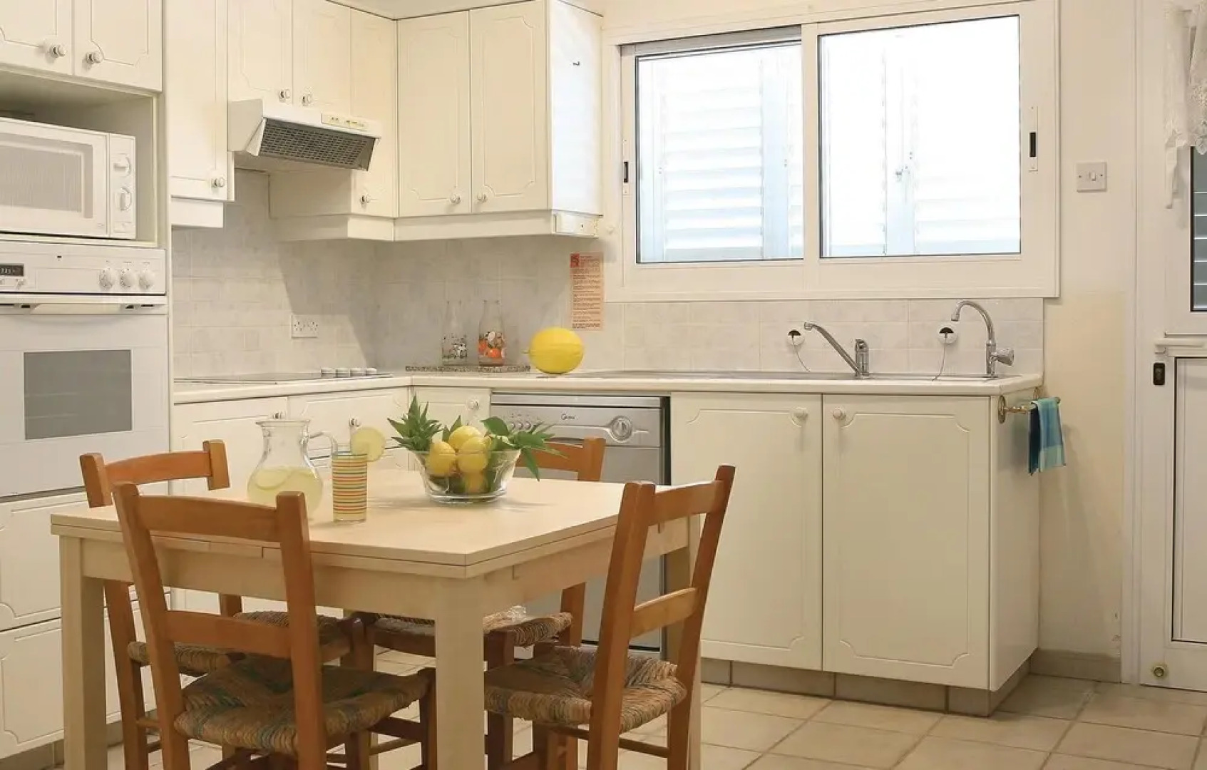 Beautiful Home in Miliou Paphos With 2 Bedrooms, Outdoor Swimming Pool and Swimming Pool