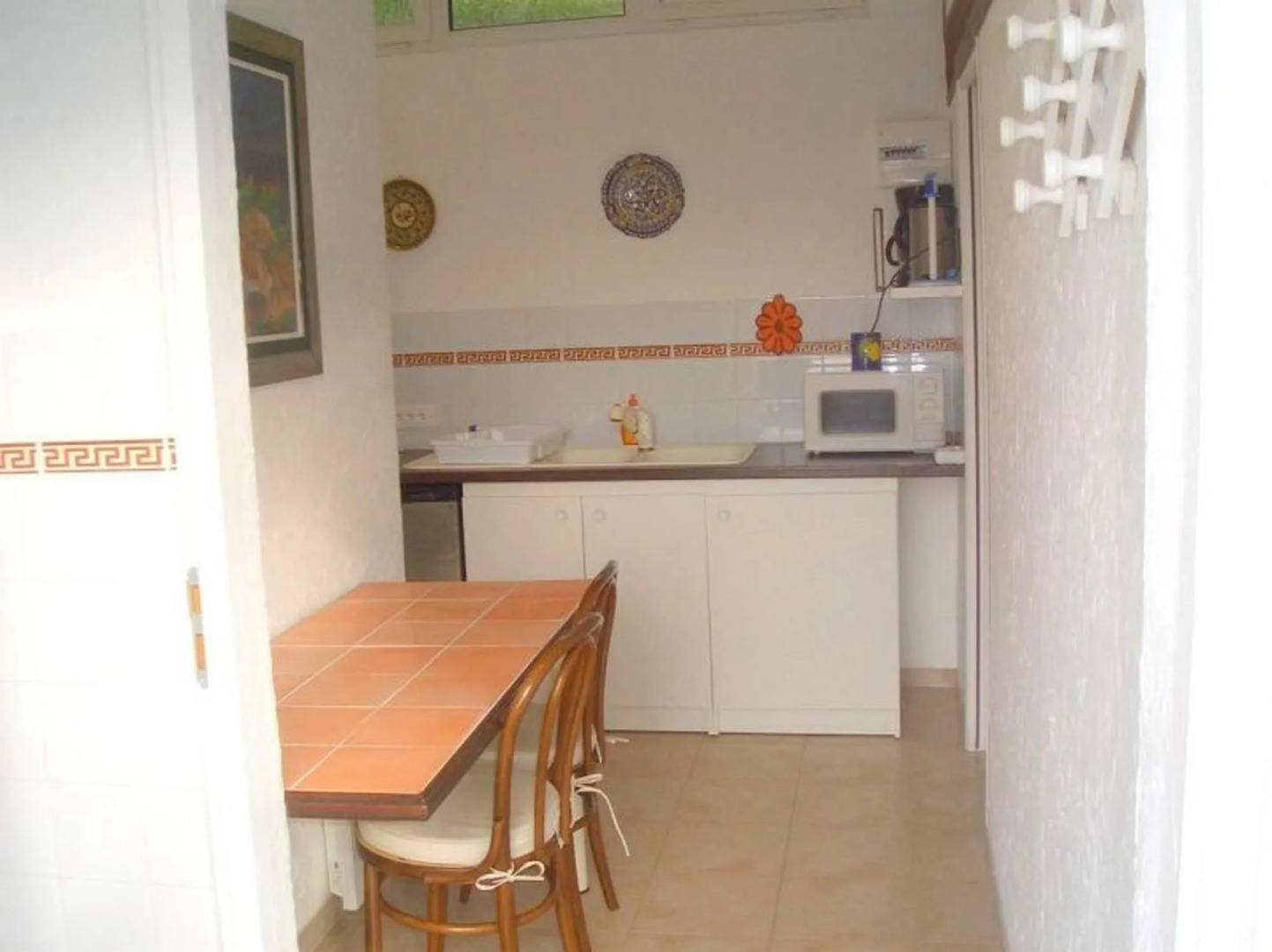 Studio in Cagnes-sur-mer, With Wonderful sea View, Pool Access, Enclos