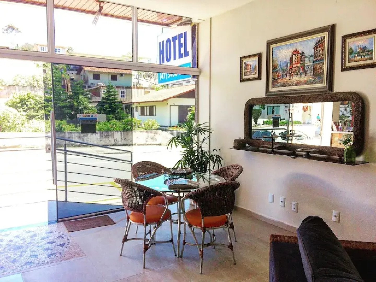 Vila Alaide Praia Hotel