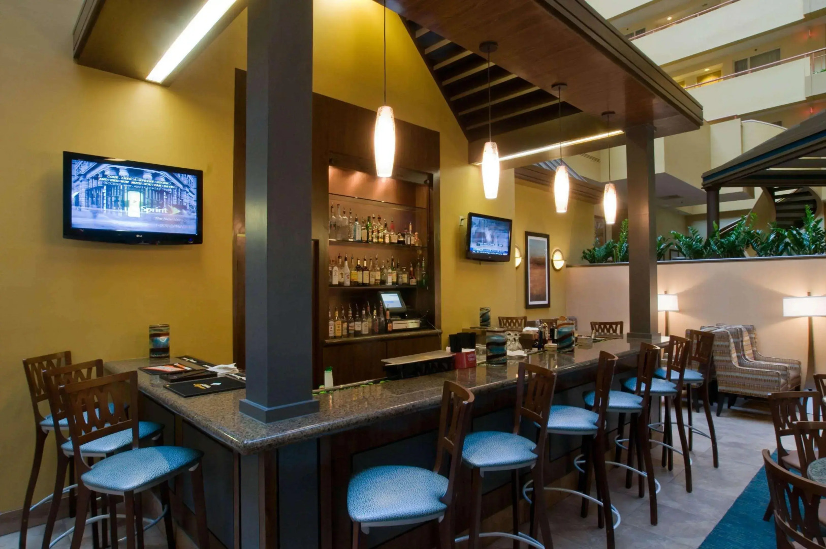 Embassy Suites by Hilton Baltimore at BWI Airport