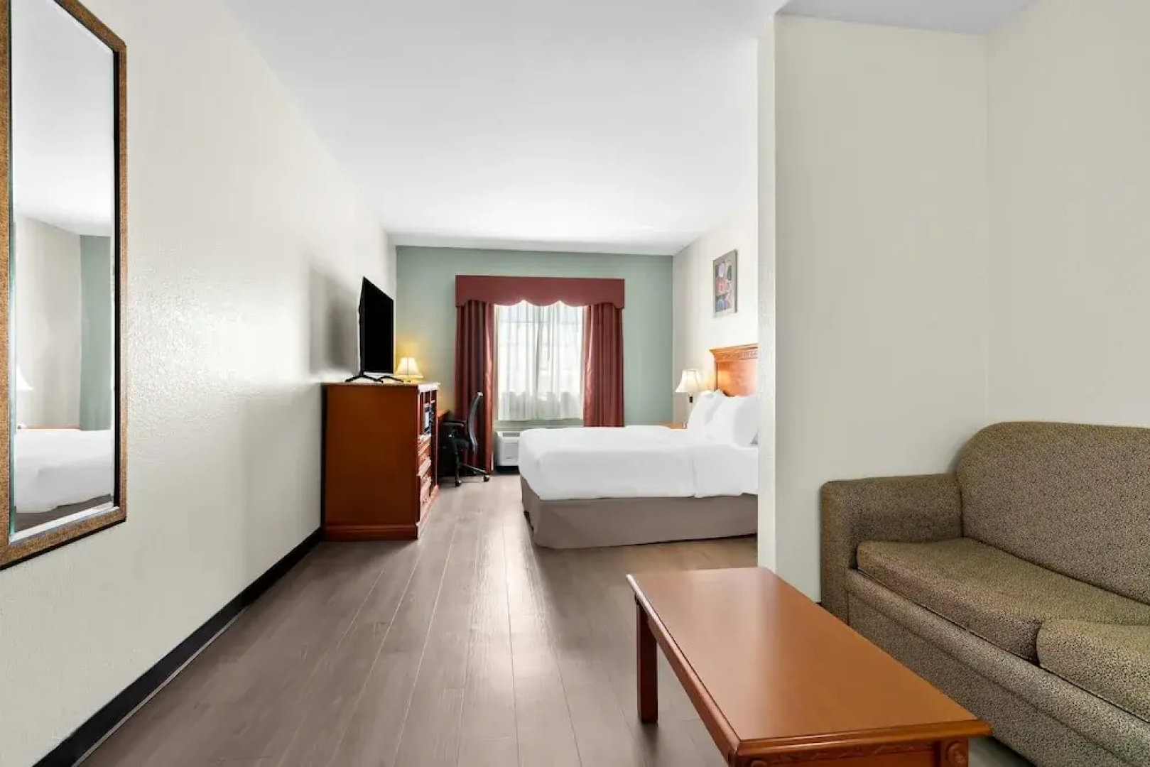 Quality Inn & Suites McAlester on Hwy 69