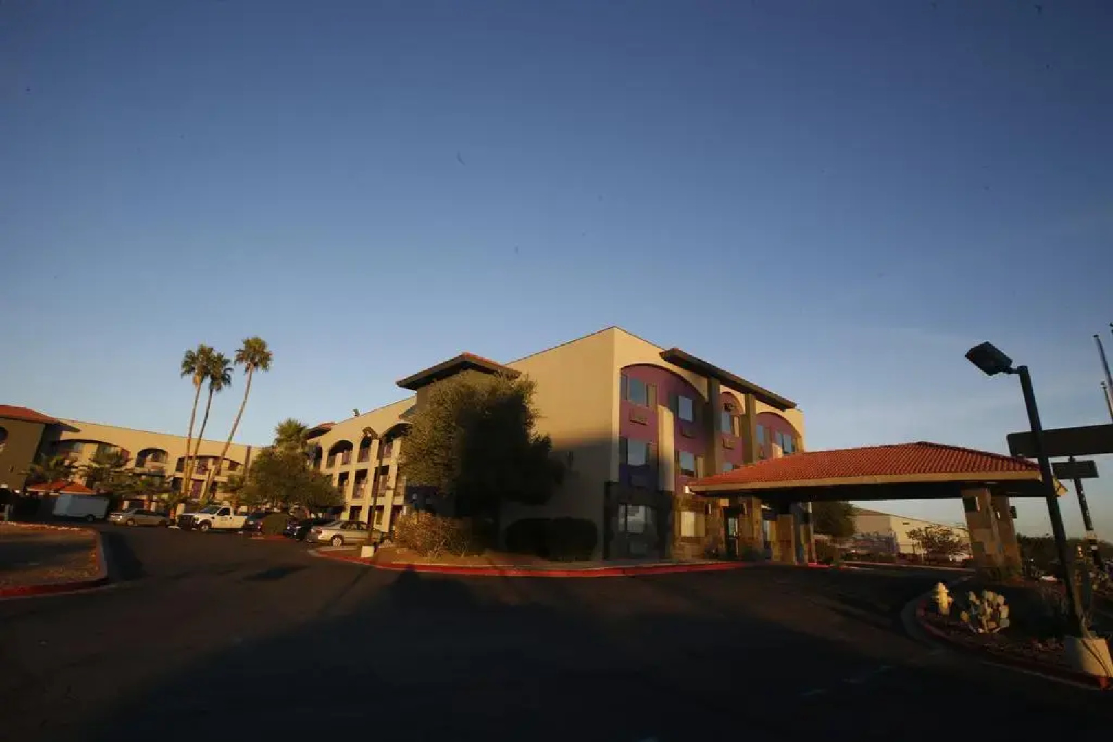 Grand Canyon University Hotel