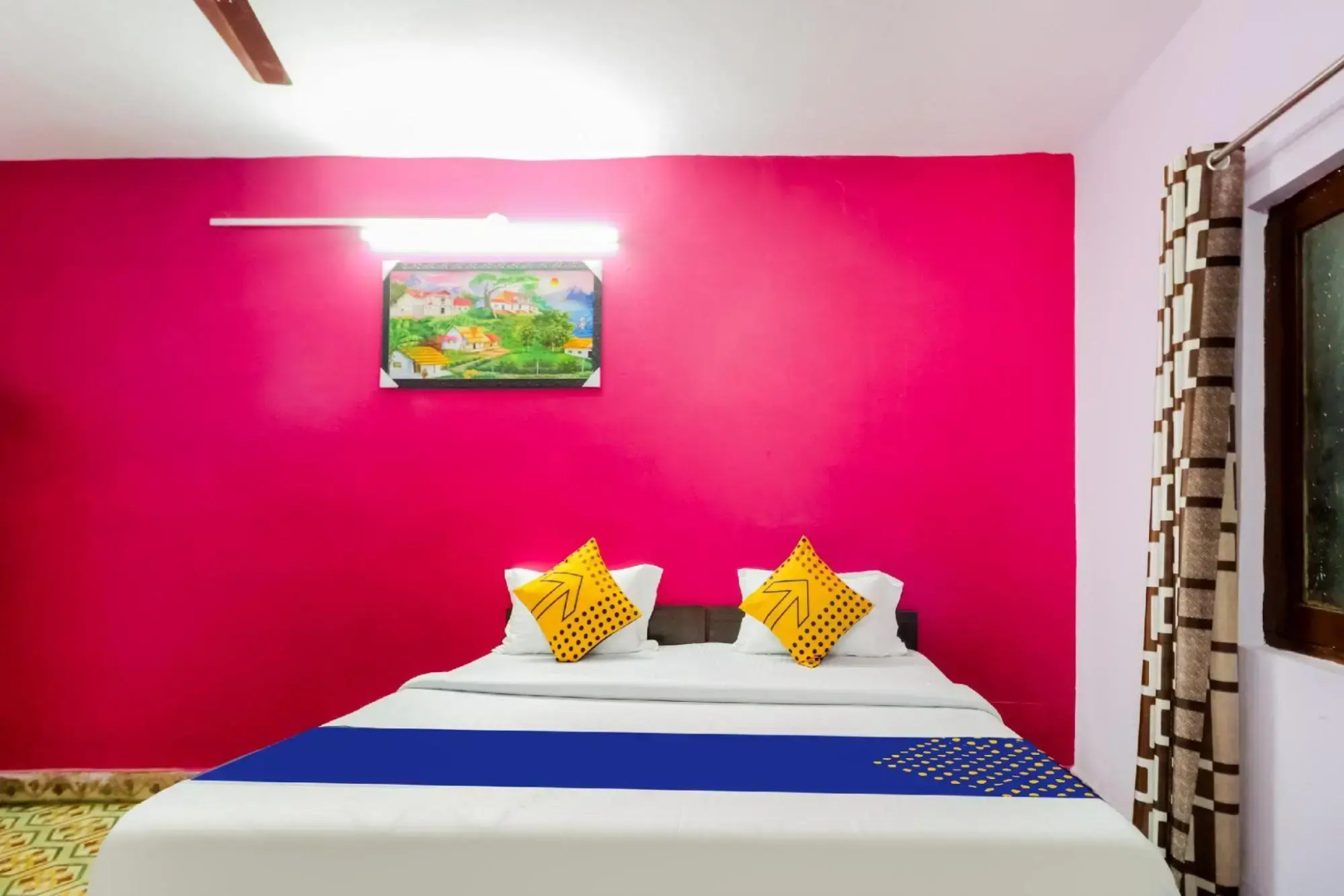Hotel Luv Palace by OYO Rooms
