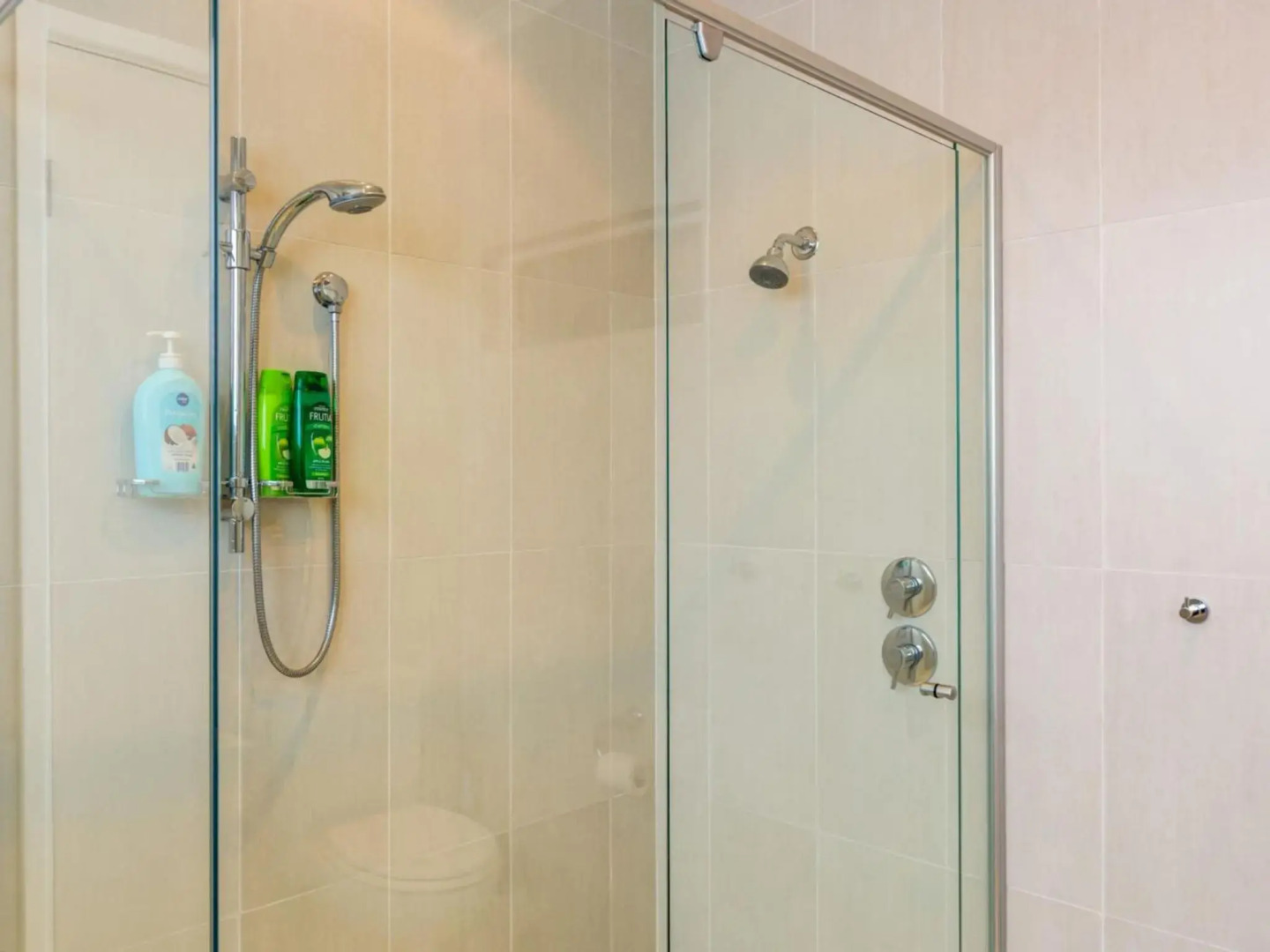 Harlequin Beach House 4pm Check Out Sundays