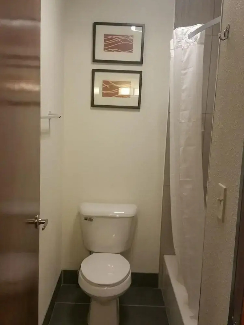Kensington Inn & Suites