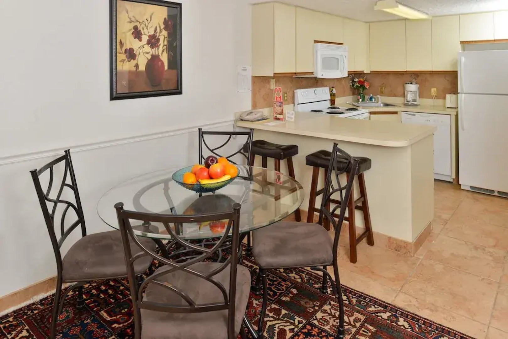 Royal Mansions Resort