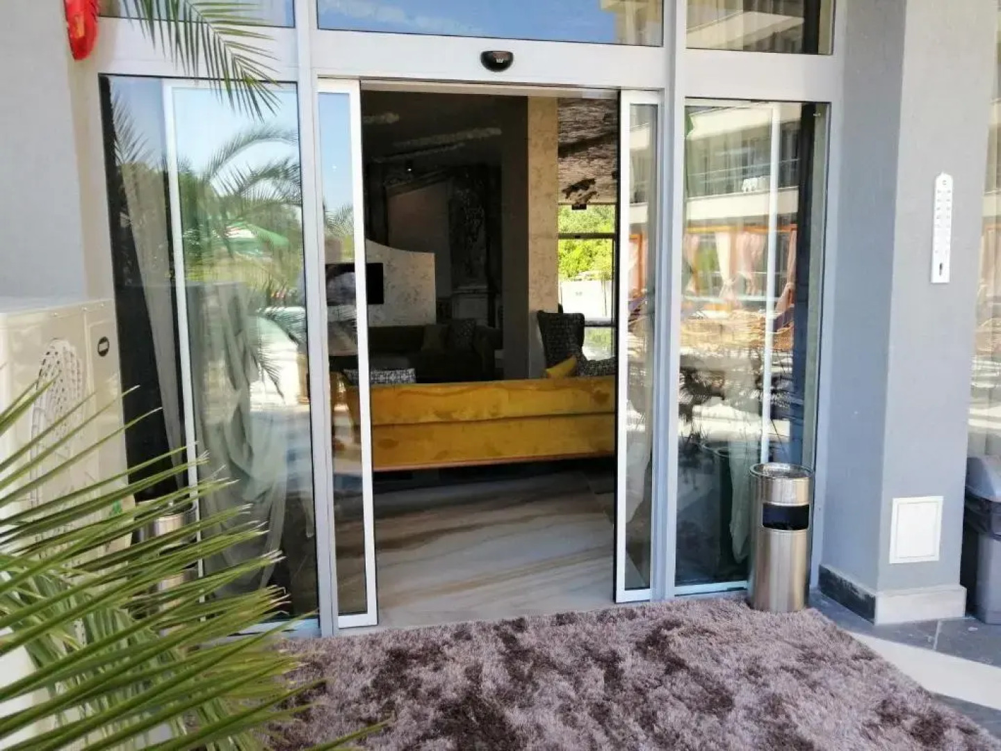 Allure Beach Resort Aparthotel